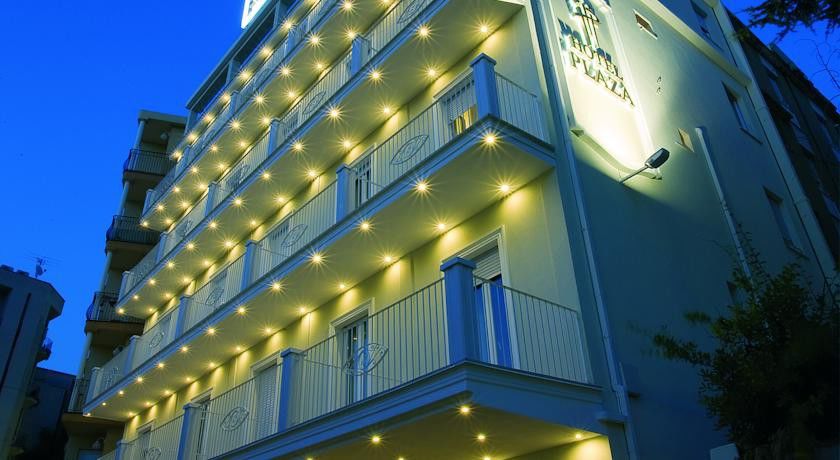 Hotel Plaza Габичче-Маре Экстерьер фото