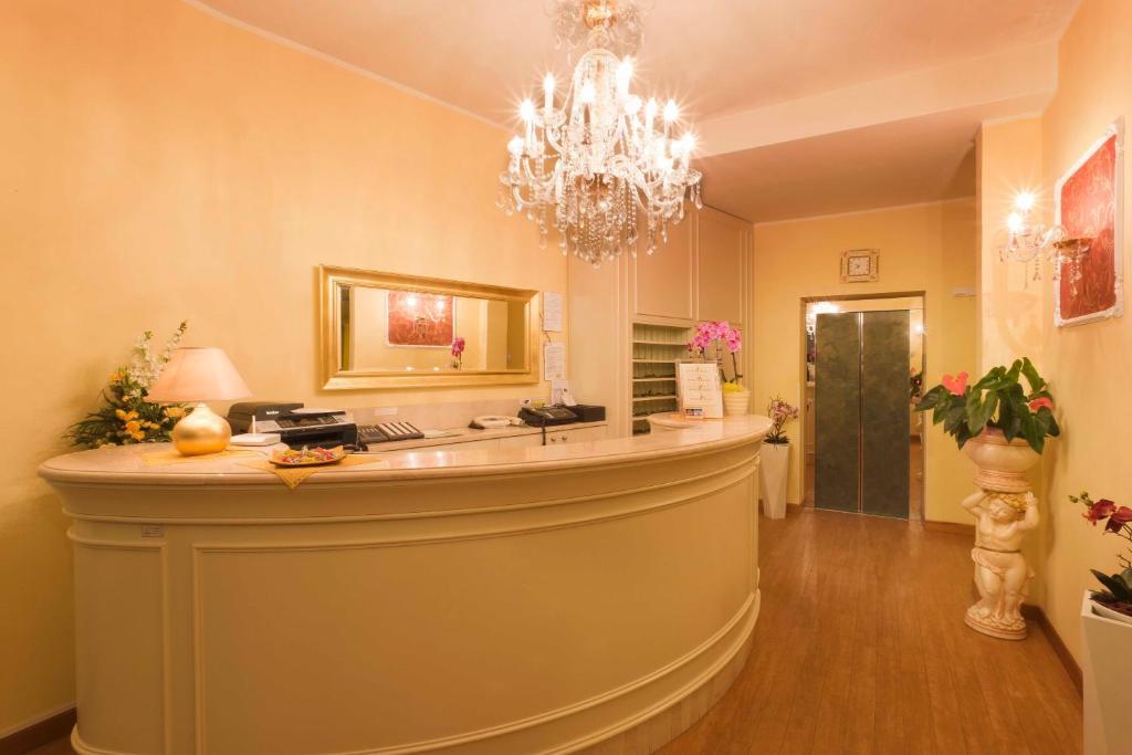 Hotel Plaza Габичче-Маре Экстерьер фото
